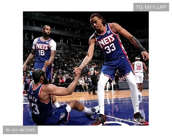 科克精妙调度掌控中场 球队攻防转换展现统治力