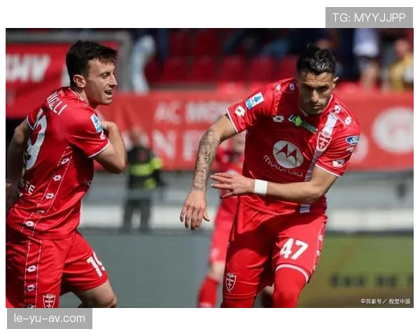 莱切战术调整奏效，豪取两连胜士气高涨