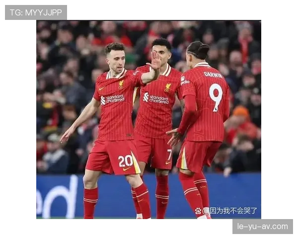 德甲新赛季迎巨变：实力派新援加盟，争冠格局再起波澜