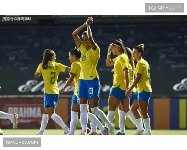 捷克女足顽强拼搏，剑指欧洲赛场新突破